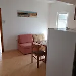 Gostinjska kuća Feral 3*