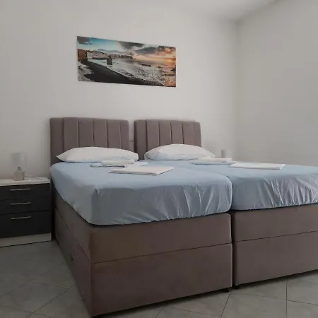 Feral Casa de hóspedes Molunat