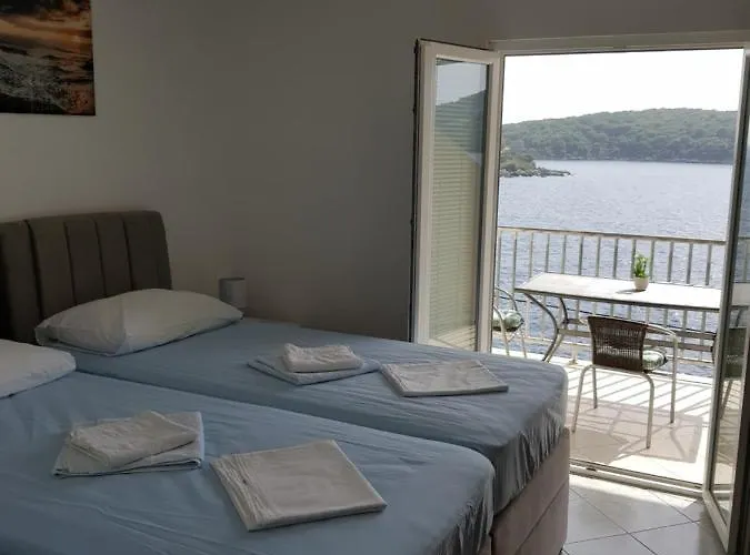 Gostinjska kuća Feral Molunat