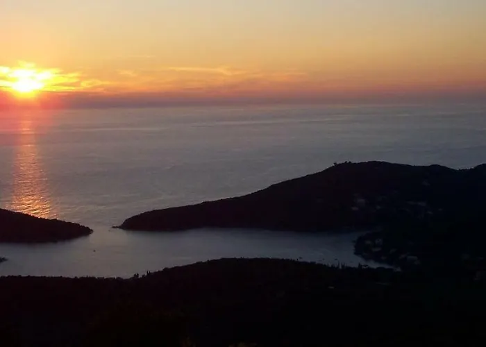 Gostinjska kuća Feral 3*